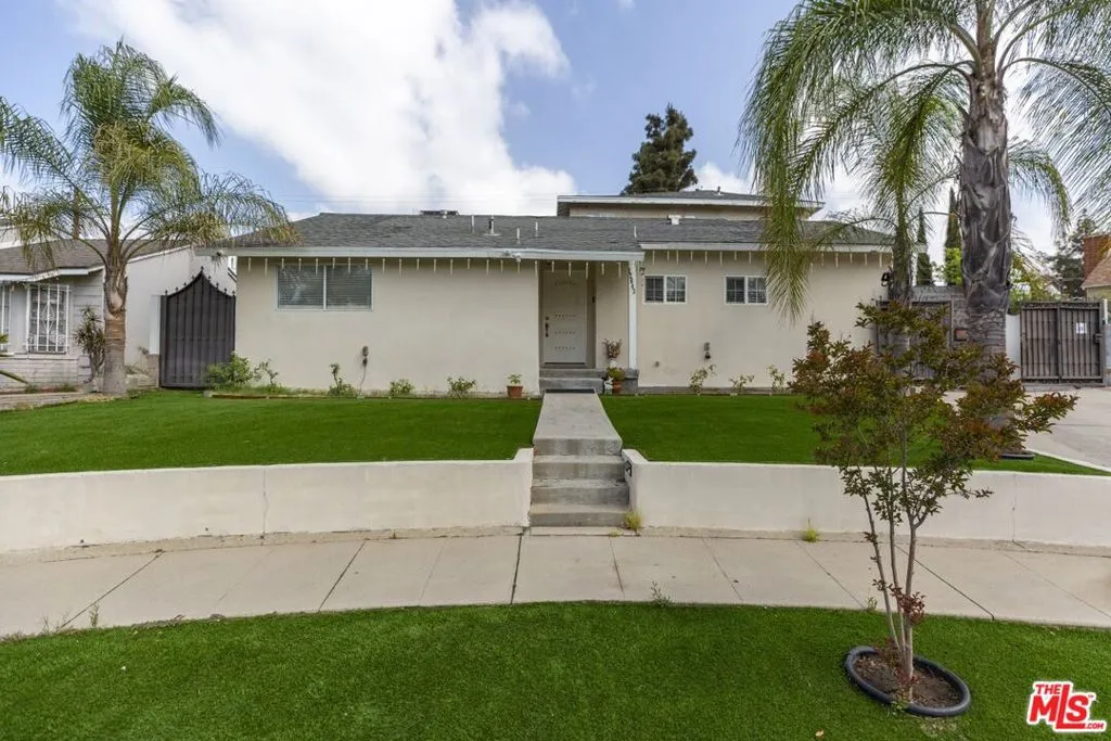 12643 Elkwood Street, North Hollywood, California 91605 home-pic-2